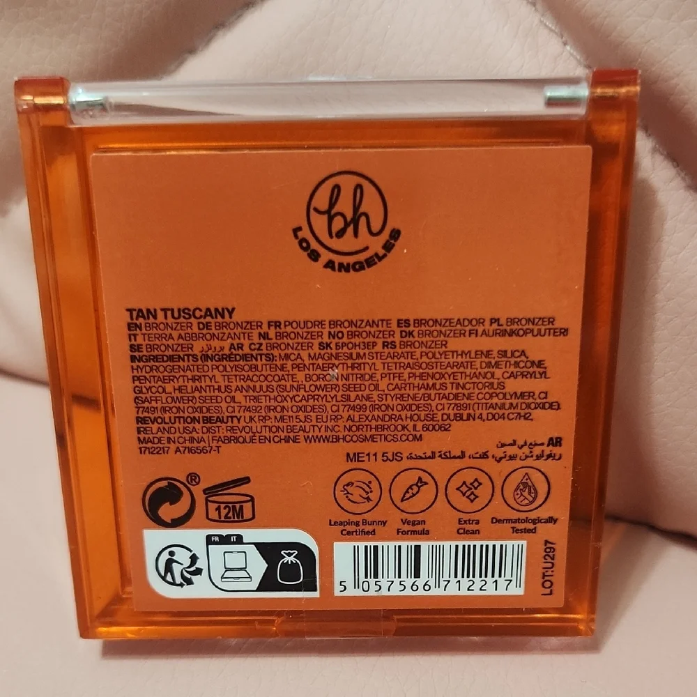 BH Cosmetics Full Heat Matte Bronzer - Tan Tuscany